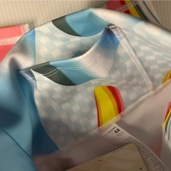 Fabletics Define Ultra High-Waisted Tummy Compression Moisture Wicking Leggings - Picture 7 of 12